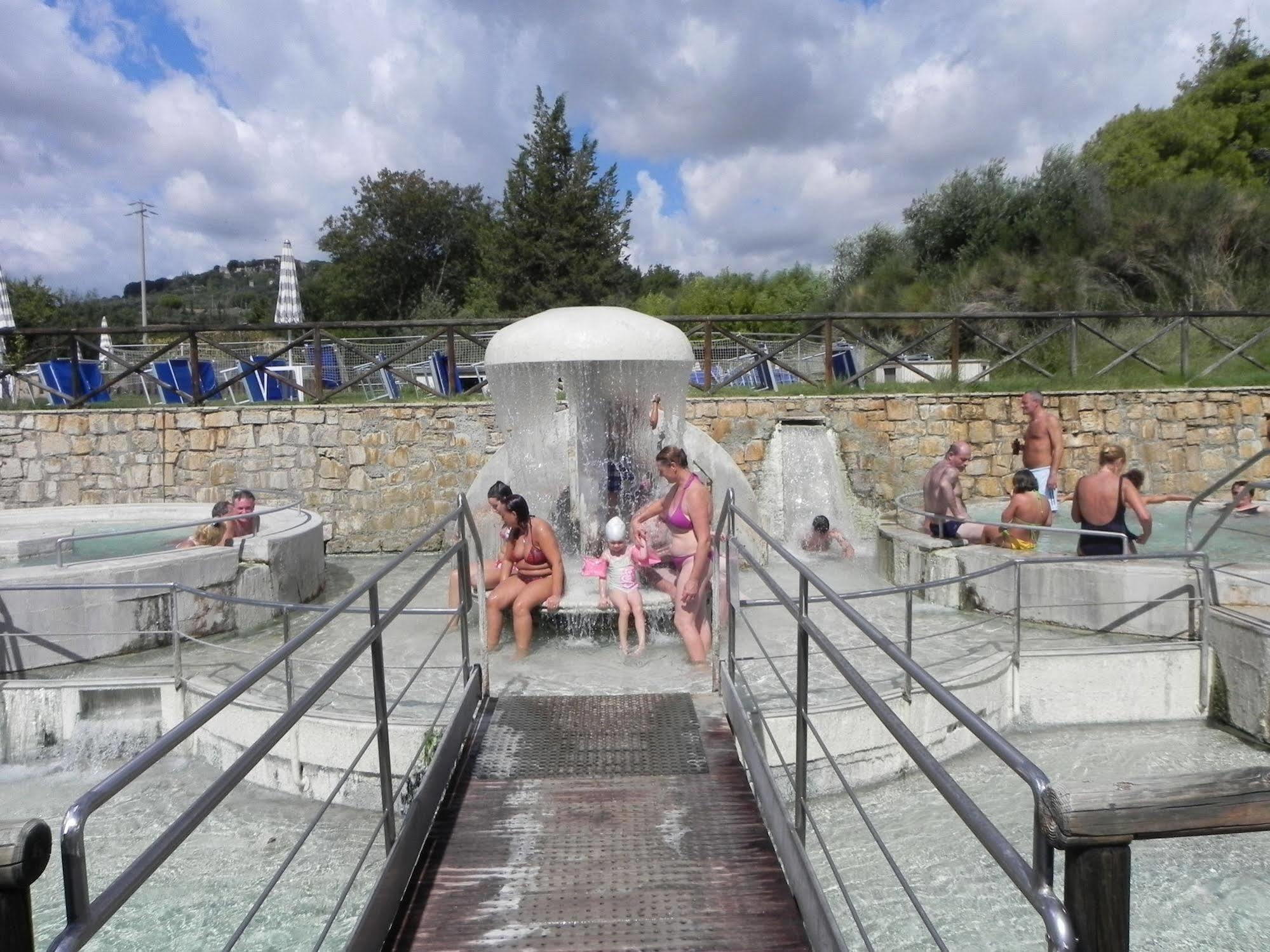 Poggio Bertino Hotel Montemerano